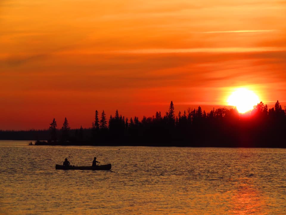 Pine Island Resort - A canoeist's dream